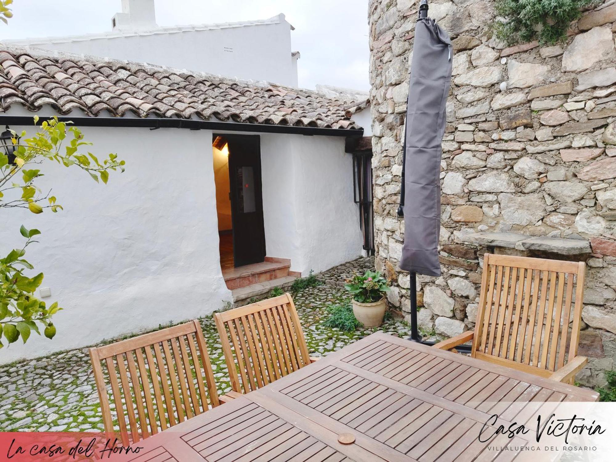 Conjunto Rural Casa Victoria Guest House Villaluenga Del Rosario Ngoại thất bức ảnh