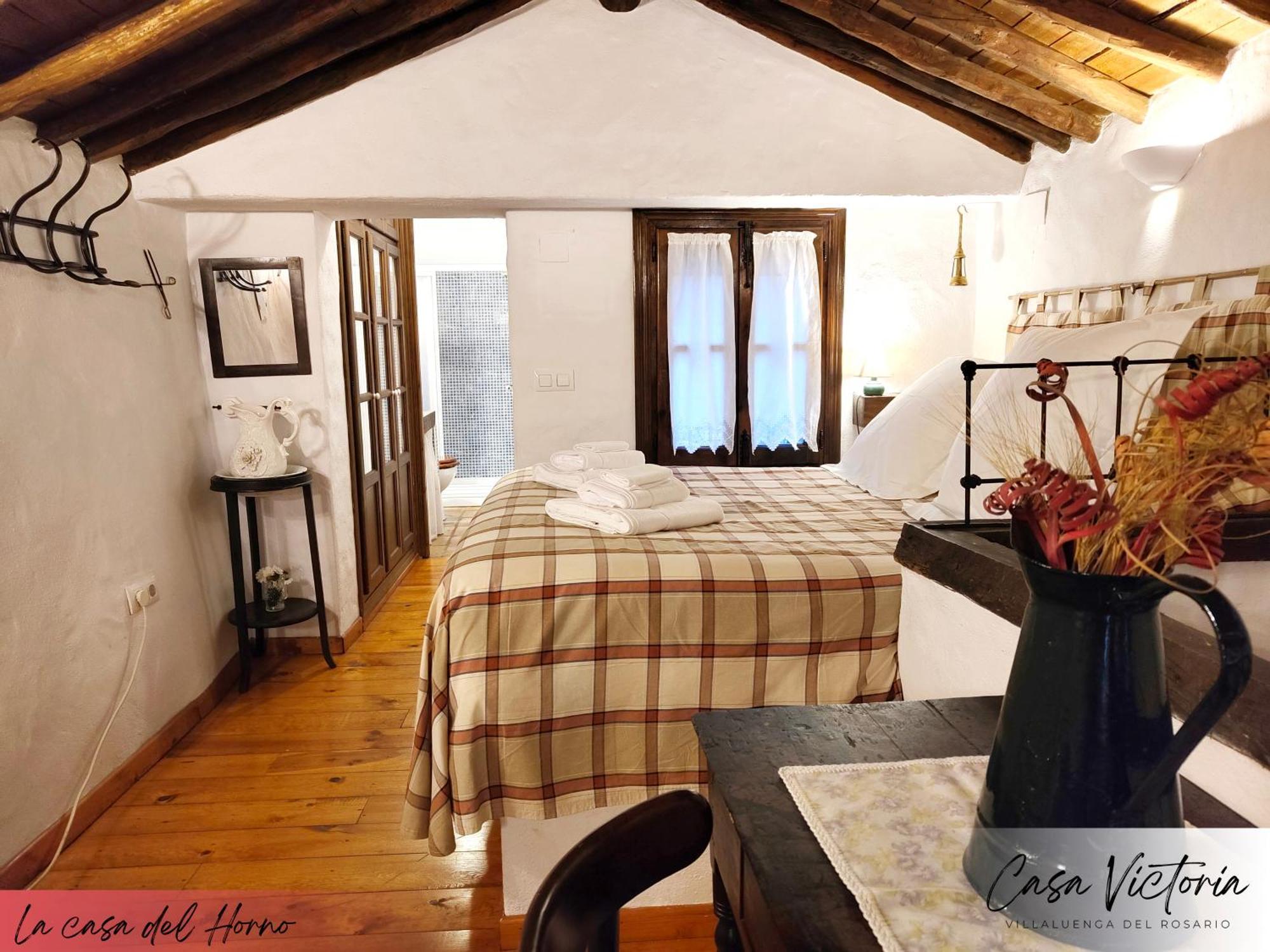 Conjunto Rural Casa Victoria Guest House Villaluenga Del Rosario Ngoại thất bức ảnh