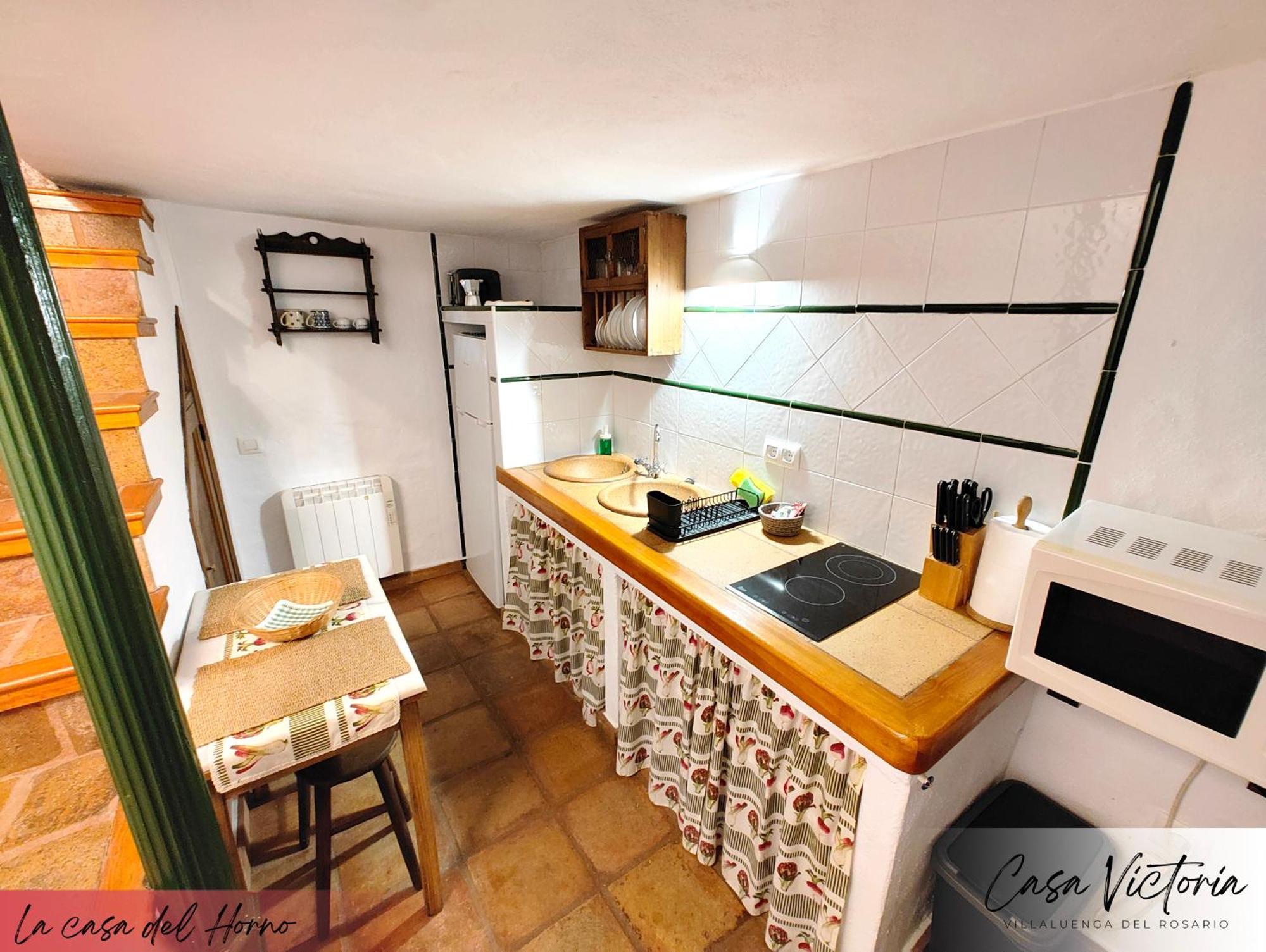 Conjunto Rural Casa Victoria Guest House Villaluenga Del Rosario Ngoại thất bức ảnh