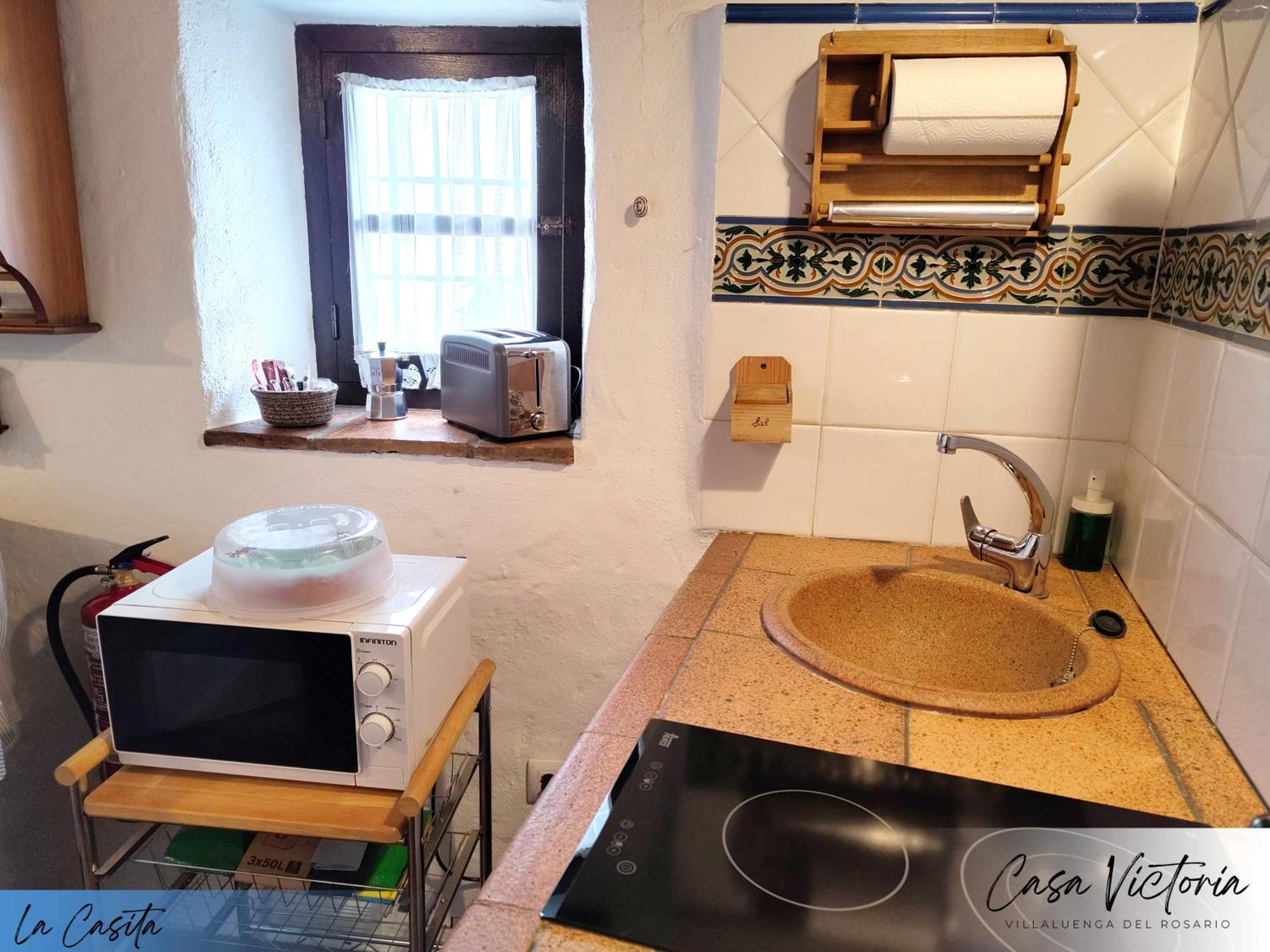 Conjunto Rural Casa Victoria Guest House Villaluenga Del Rosario Ngoại thất bức ảnh